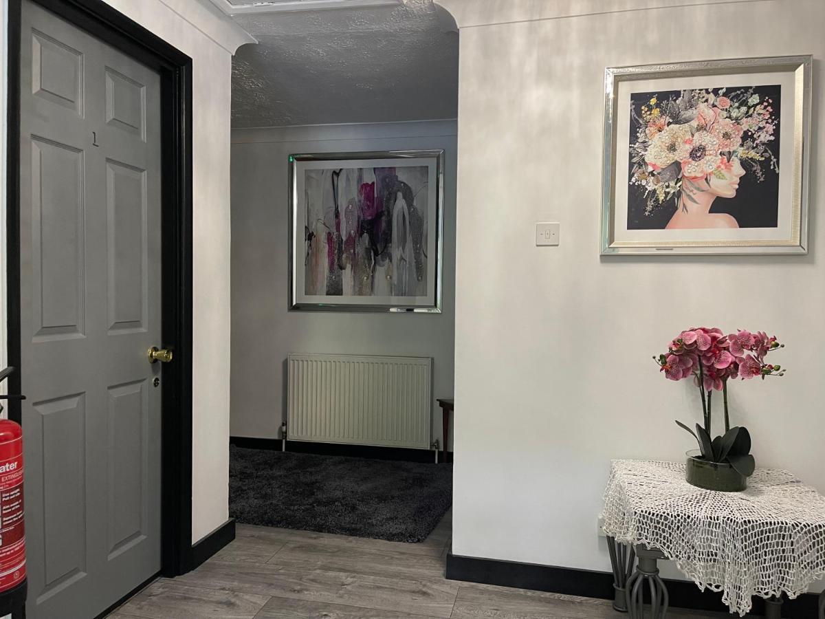 Da Vinci Guest House & Guest Parking, A Real Gem Κρόουλι Εξωτερικό φωτογραφία