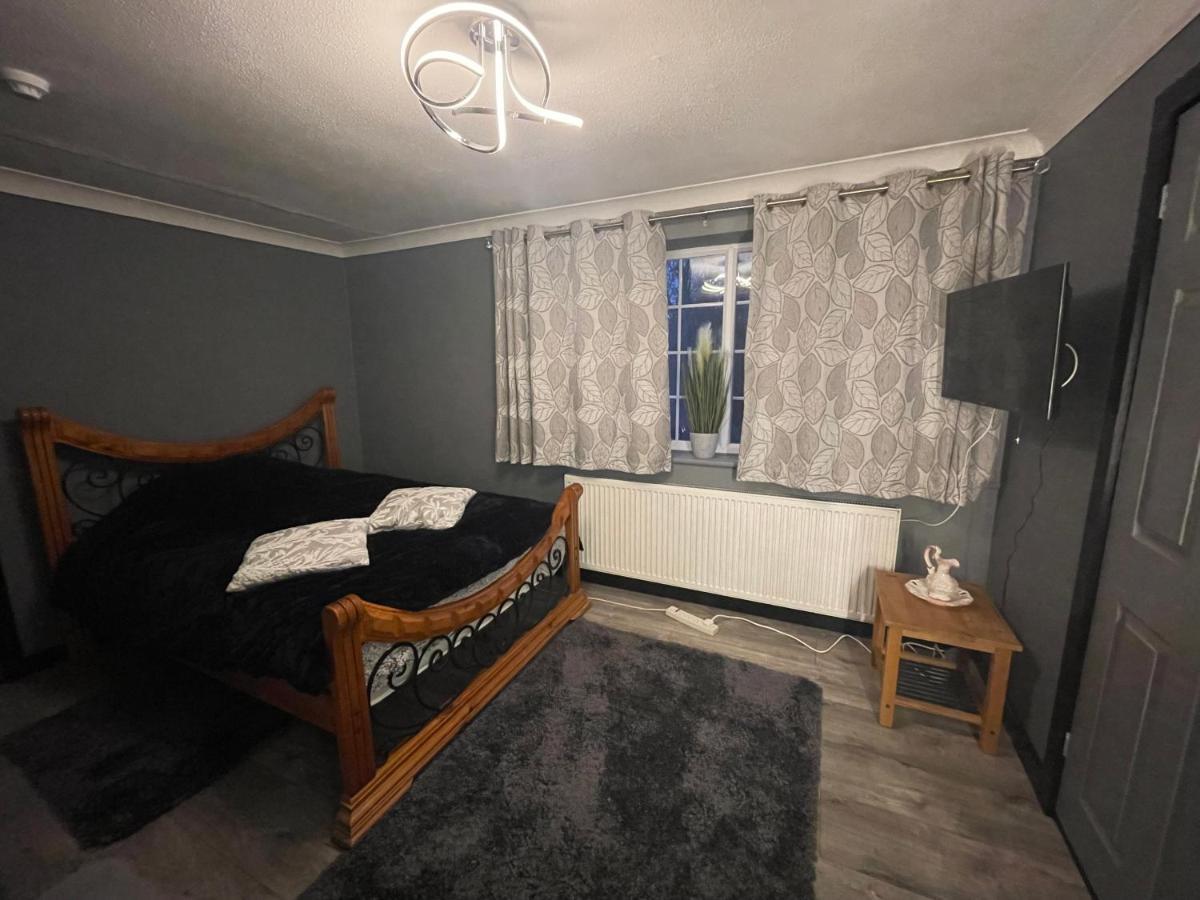 Da Vinci Guest House & Guest Parking, A Real Gem Κρόουλι Εξωτερικό φωτογραφία