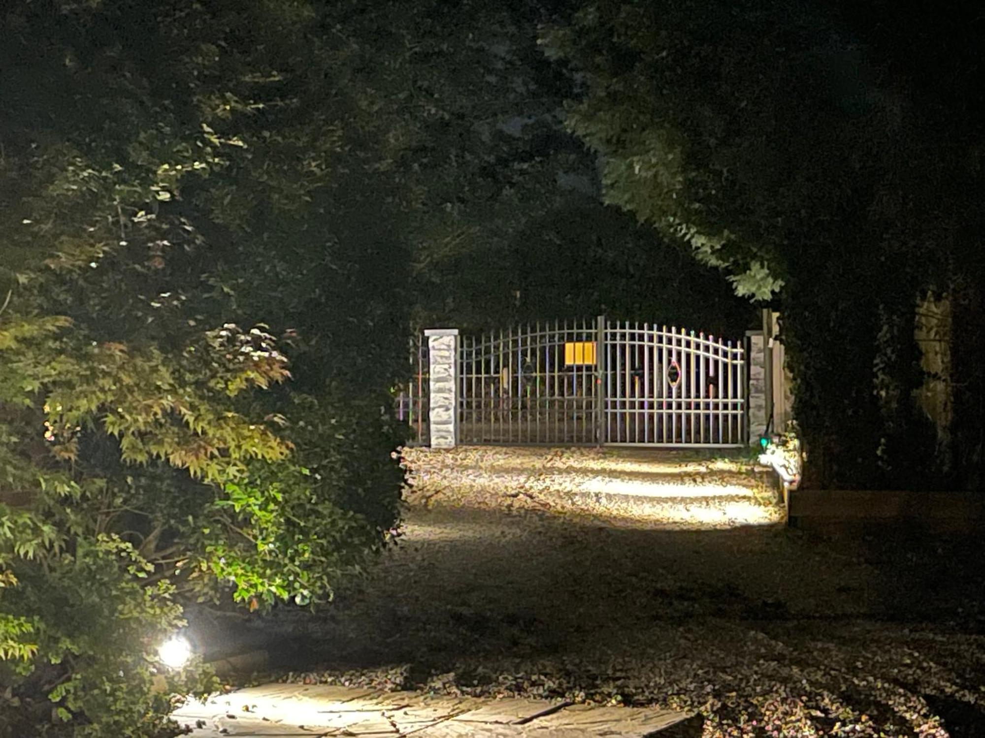 Da Vinci Guest House & Guest Parking, A Real Gem Κρόουλι Εξωτερικό φωτογραφία